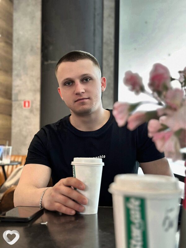 Антон, 26, Москве — анкета №4095028
