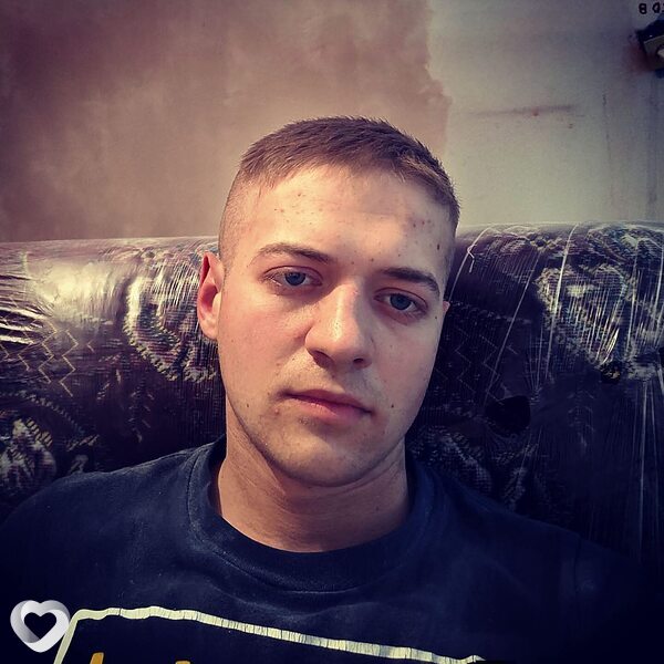 Андрей, 26, Кривое Роге — анкета №4095209