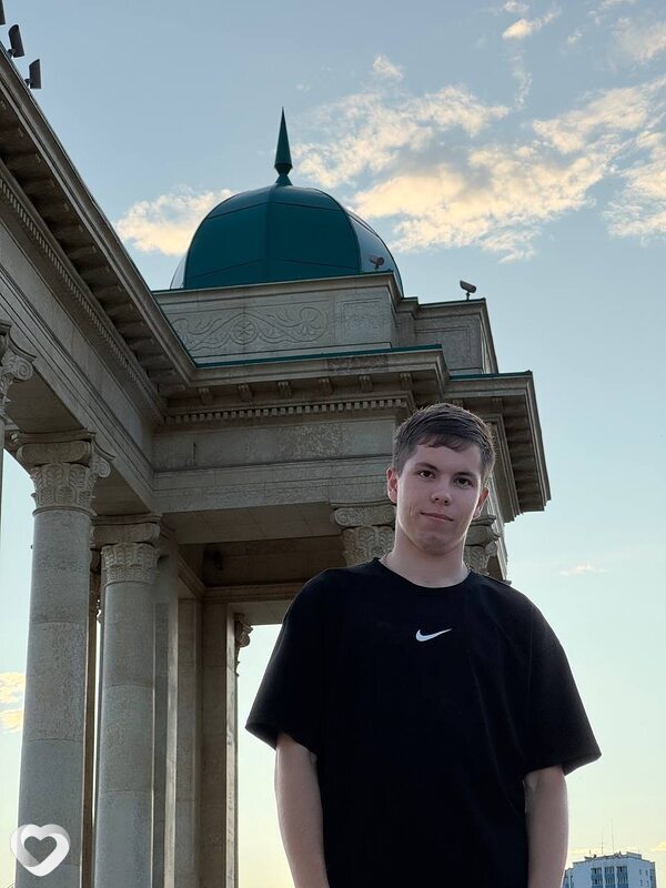 Денис, 21, Казани — анкета №4095546
