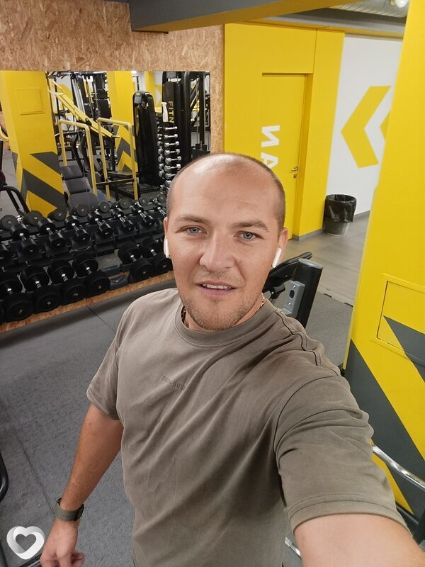 Yuriy, 35, Алуште — анкета №4096700