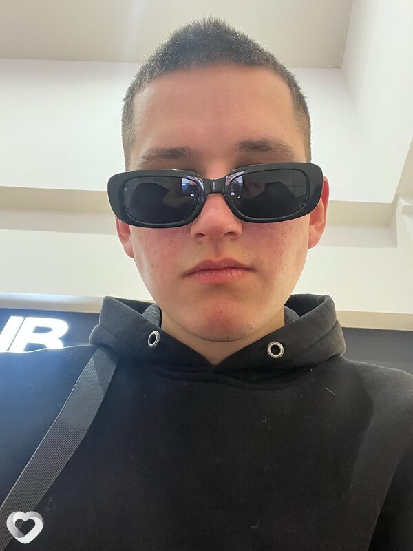 Алексей, 19, Минске — анкета №4096763