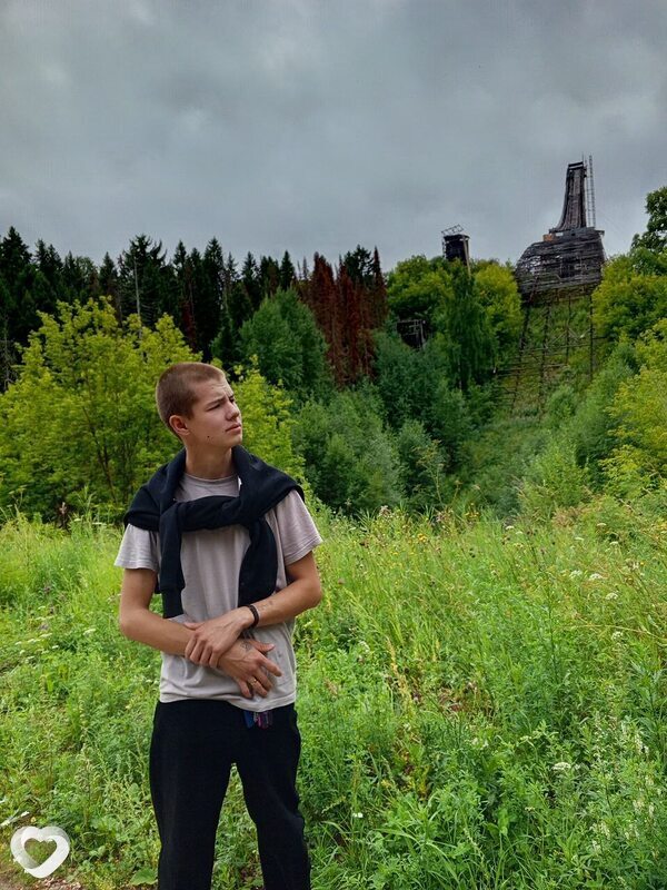 Дмитрий, 19, Кирове — анкета №4096488