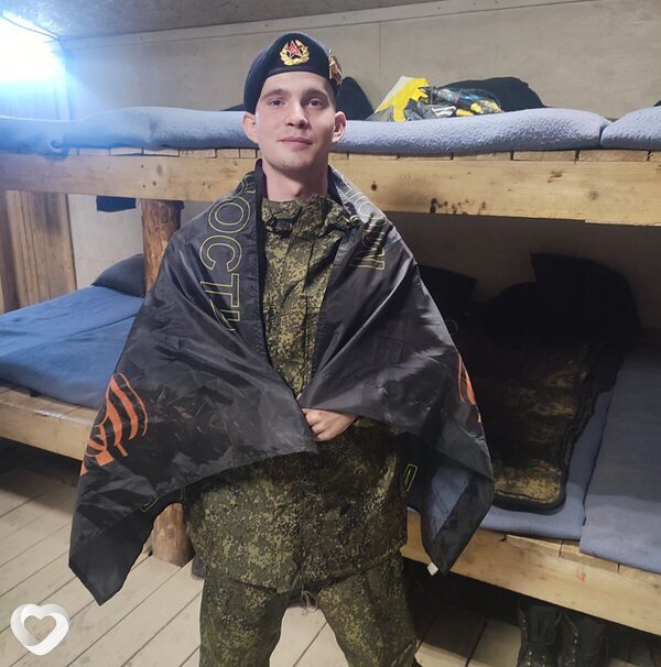Михаил, 22, Перми — анкета №4098050