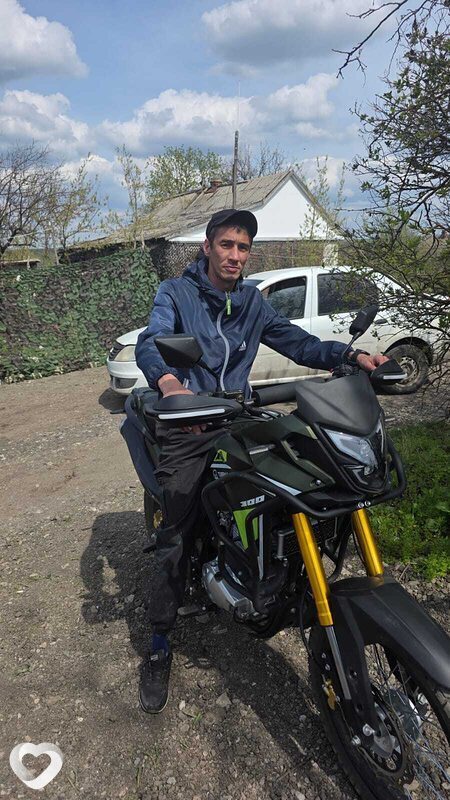 Николай, 18, Енакиеве — анкета №4097571