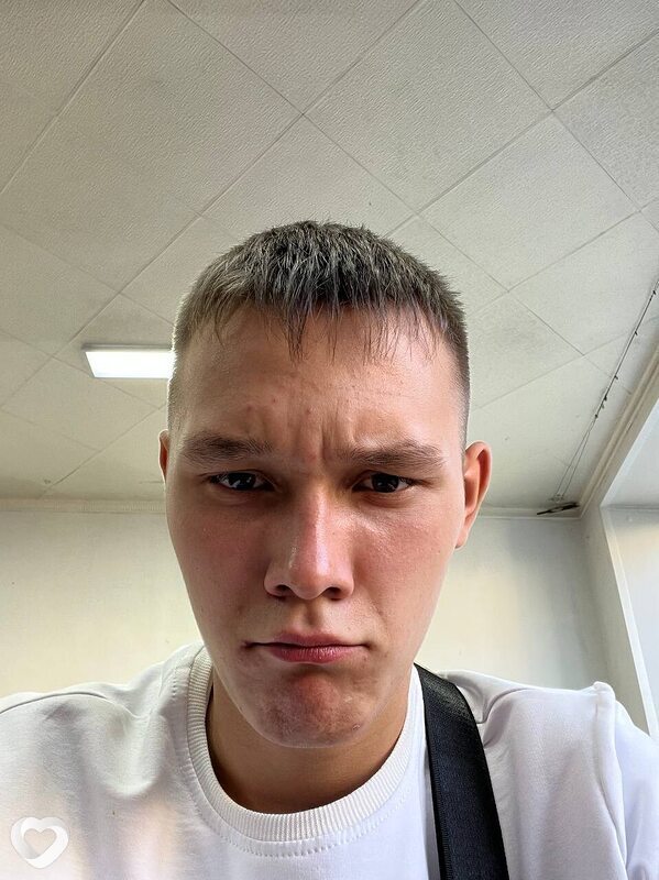 Андрюха, 18, Томске — анкета №4099936