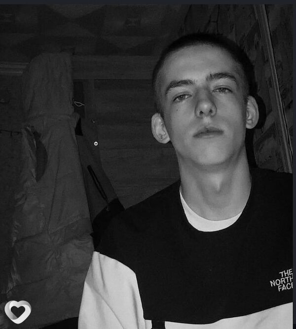 Сергей, 19, Омске — анкета №4100750
