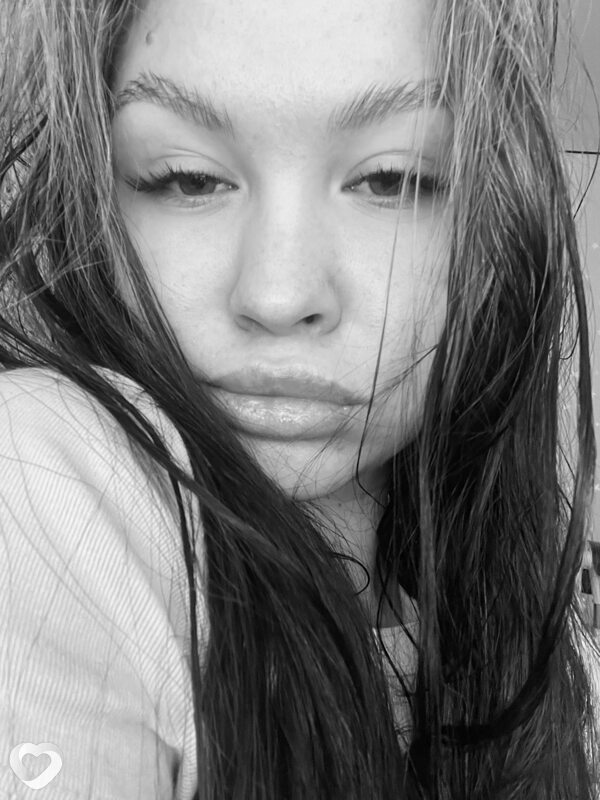 Анна, 19, Перми — анкета №4100364