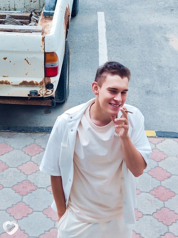 Владимир, 21, Южно-Сахалинске — анкета №4100109