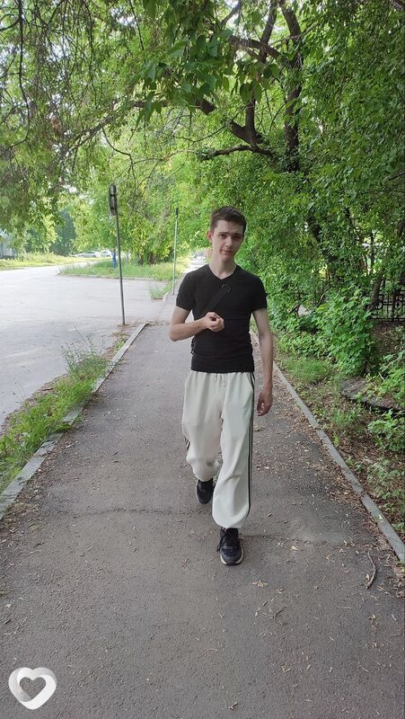 Антон, 23, Иркутске — анкета №4100985