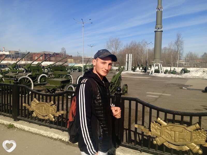 Дмитрий, 23, Перми — анкета №4101050