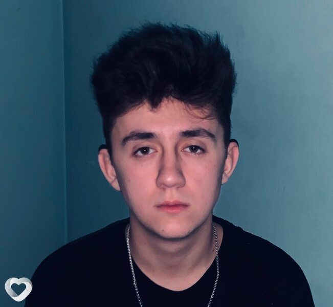 Максим, 23, Иркутске — анкета №4101152
