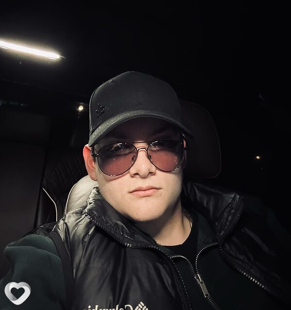 Artur, 26, Жодине — анкета №4101278