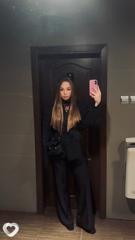 Алена, 22, Москве — анкета №4101370