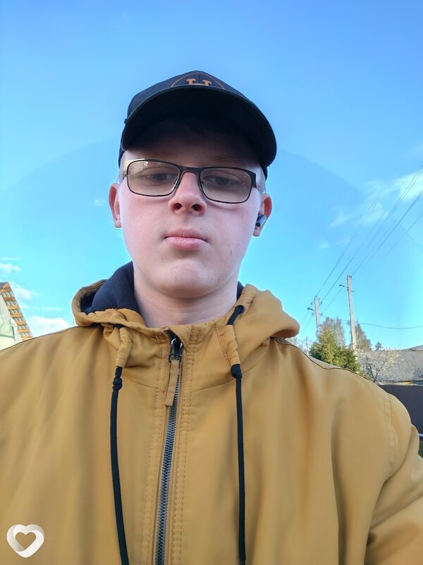 Александр, 19, Могилев — анкета №4101649