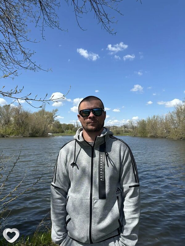 Артем, 39, Луганске — анкета №4101722