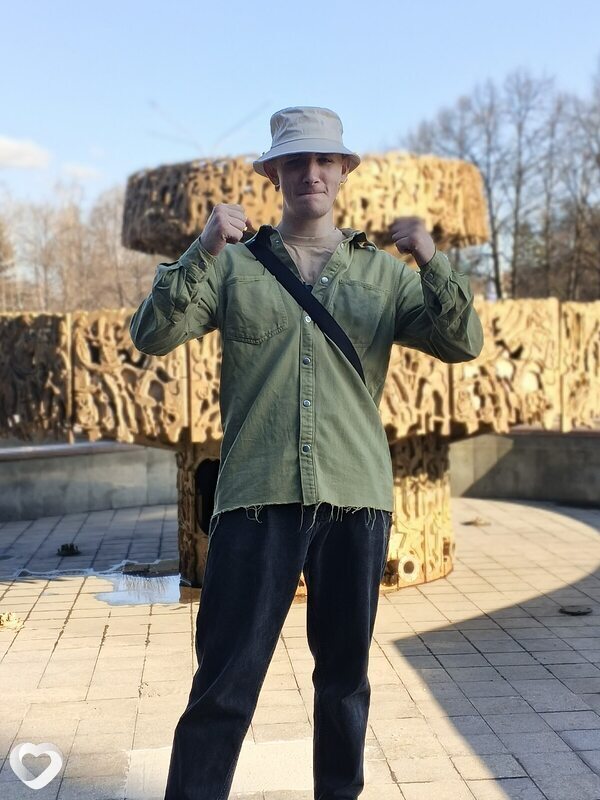 Кирилл, 22, Новокузнецке — анкета №4102452