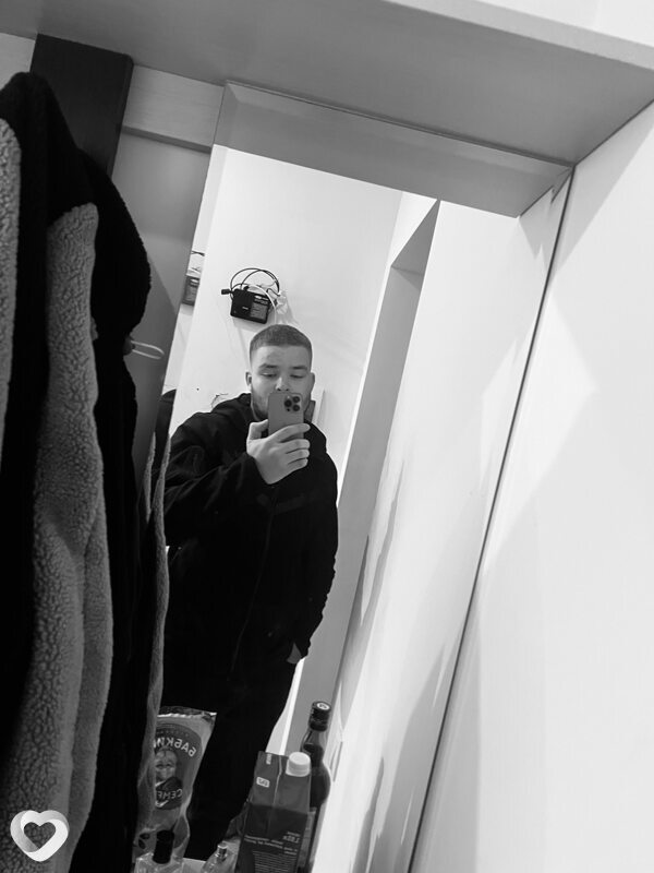 Дмитрий, 23, Минске — анкета №4102812