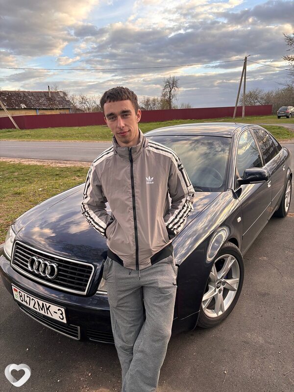 Роман, 21, Жлобине — анкета №4103134