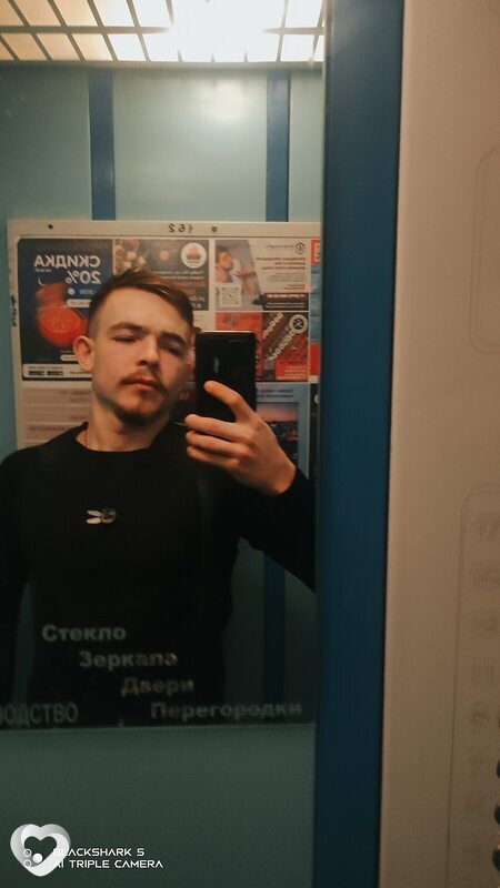 Влад, 23, Омске — анкета №4103404