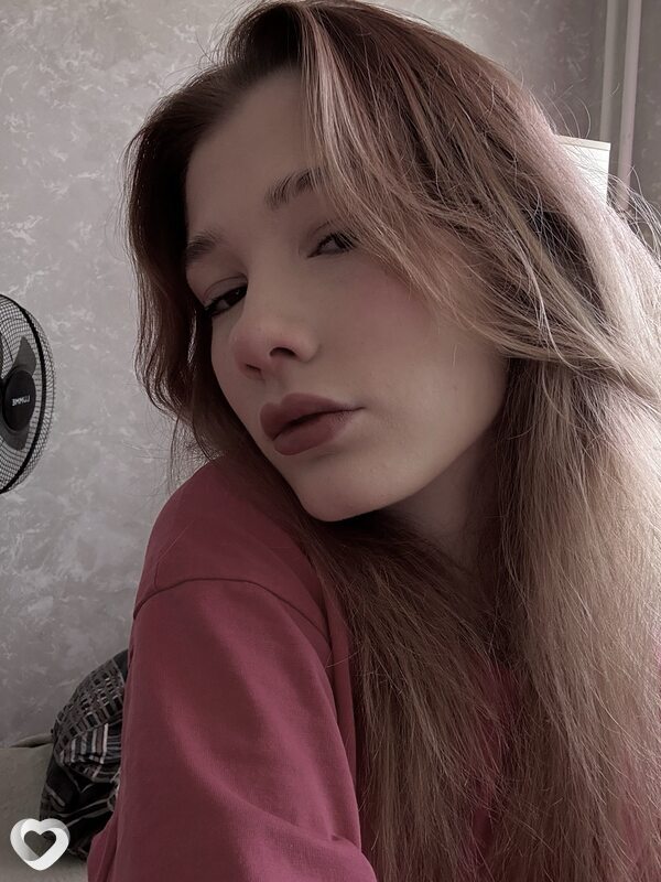 Ксения, 21, Кемерове — анкета №4103898