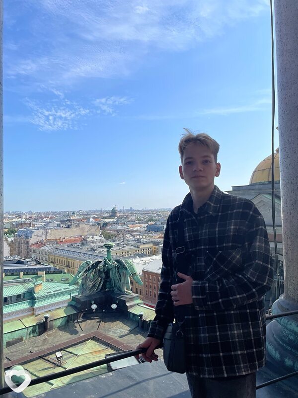 Артем, 22, Брянске — анкета №4104030