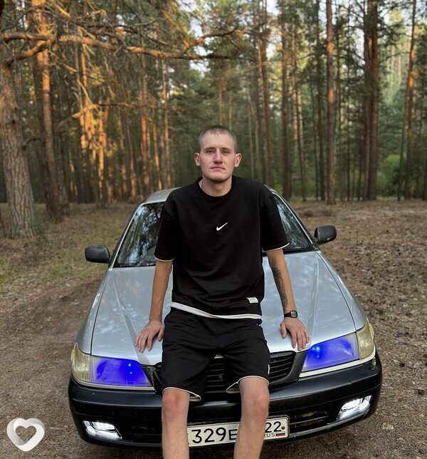 Игорь, 24, Рубцовске — анкета №4105222