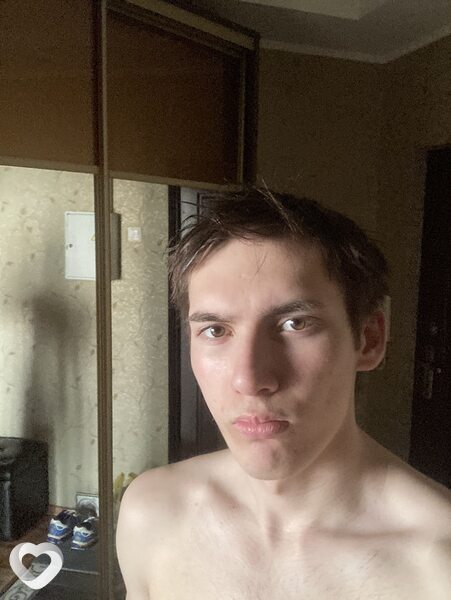 Влад, 18, Екатеринбурге — анкета №4105073