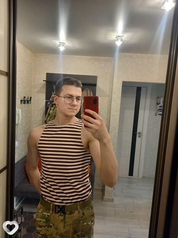 Давид, 20, Минске — анкета №4105601