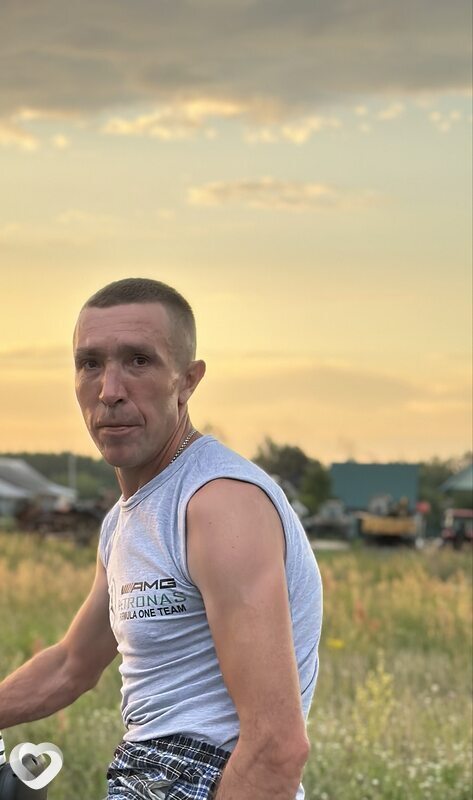 Олег, 40, Гуси-Хрустальном — анкета №4106129