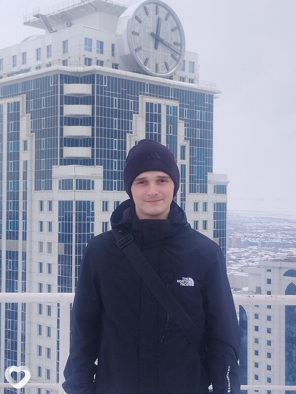 Евгений, 21, Перми — анкета №4106063