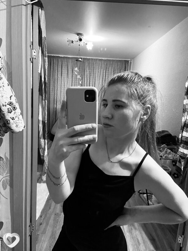 Алина, 25, Железногорске — анкета №4106588