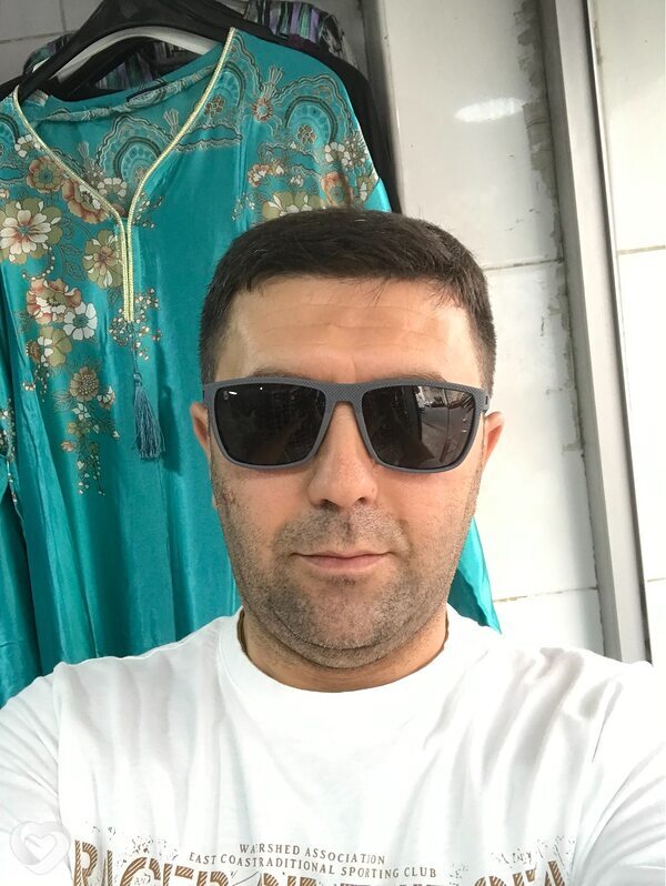 Faiq, Варшава
