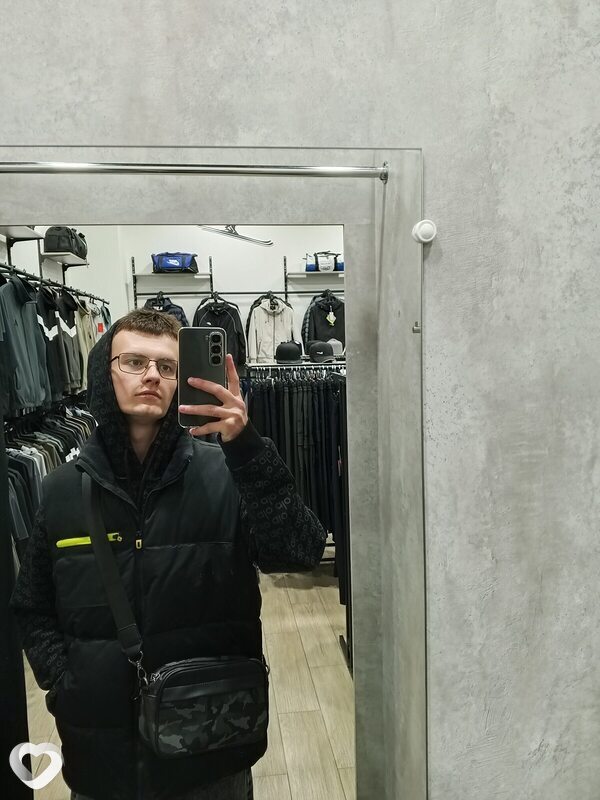 Артем, 22, Магнитогорске — анкета №4106784