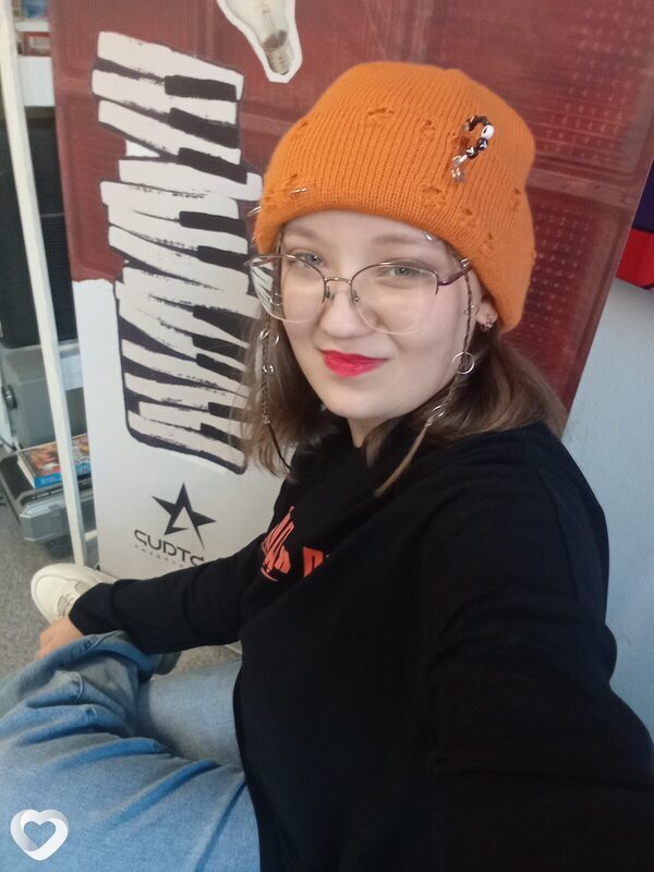 Ирина, 19, Новосибирске — анкета №4107032