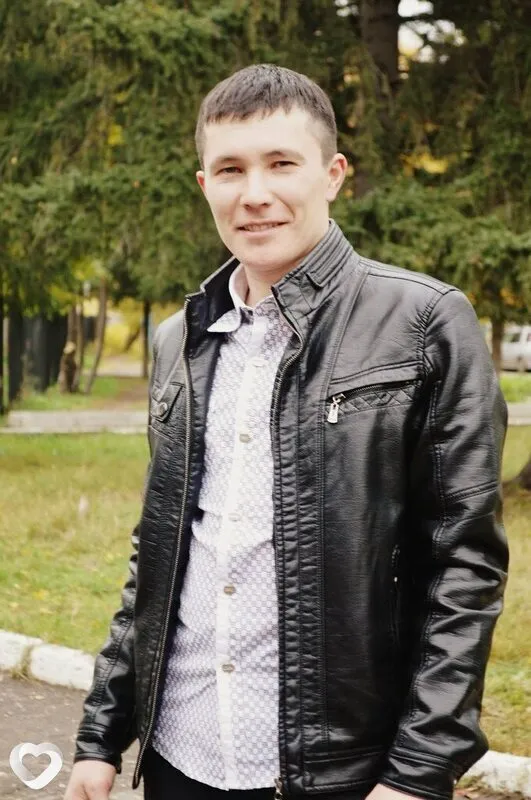 Евгений, 29, Барнауле — анкета №4107259