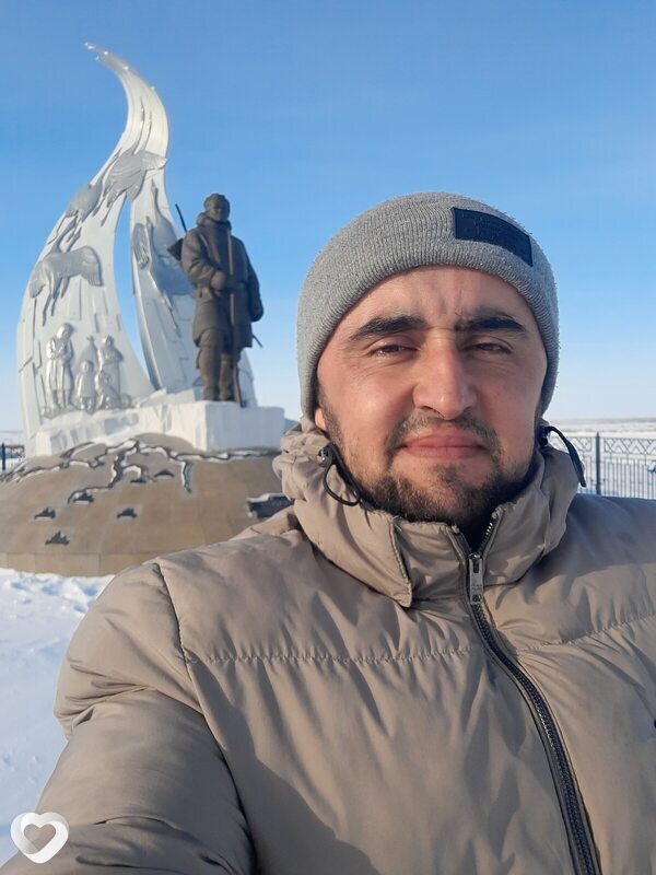 Хумайни, Тазовский