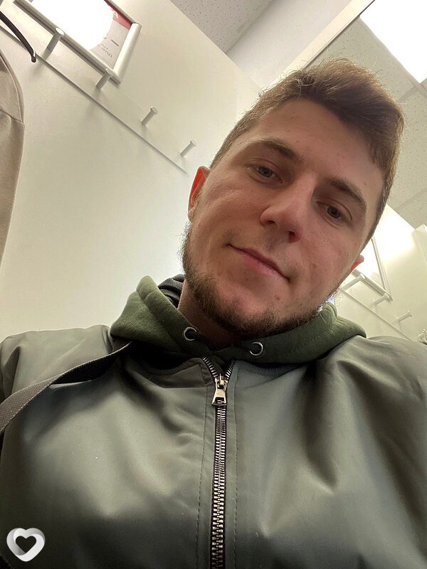 Иван, 26, Омске — анкета №4108400