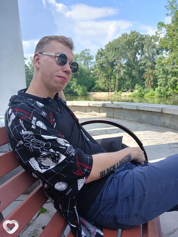 Михаил, 24, Темрюке — анкета №4108608