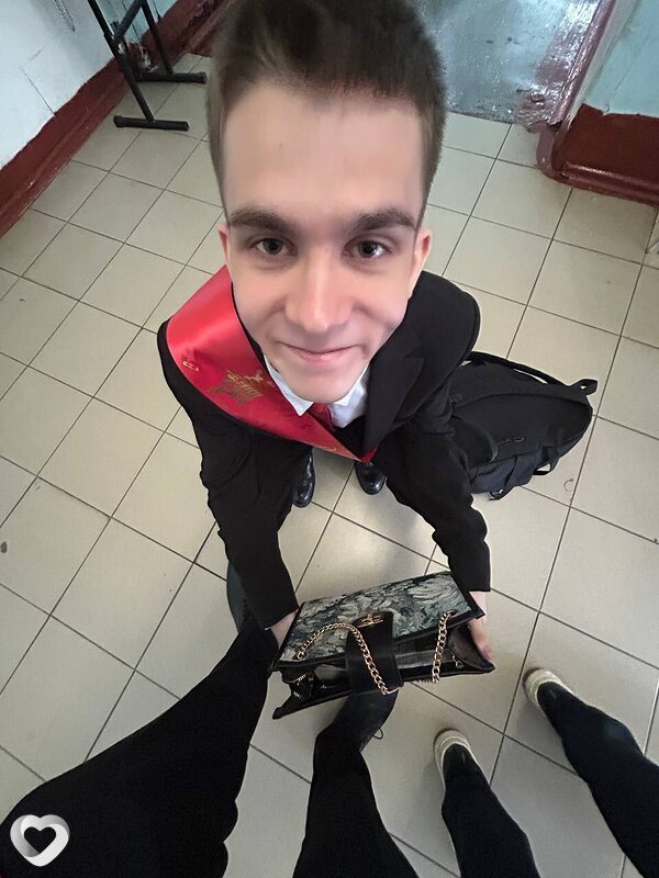 Ярик, 19, Новосибирске — анкета №4108052