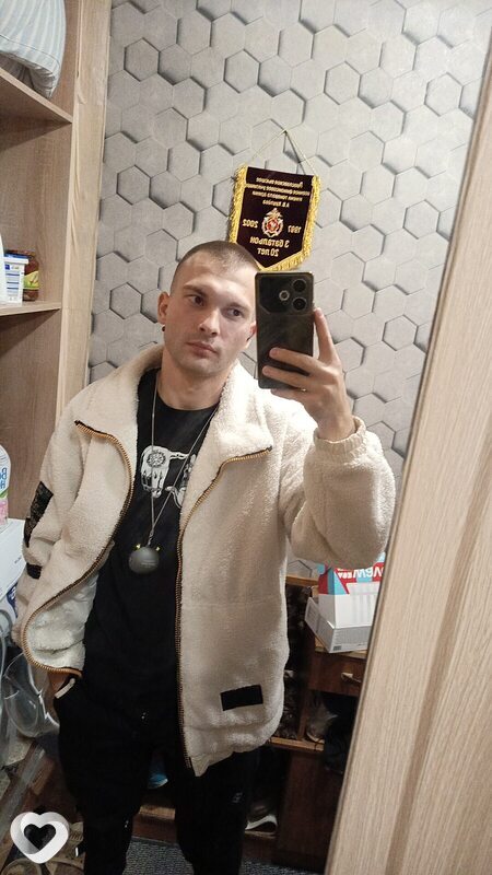 Александр, 22, Ярославле — анкета №4108293