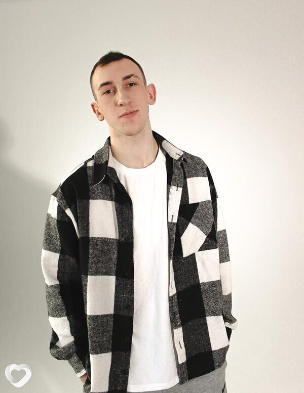 Евгений, 25, Гродно — анкета №4108526