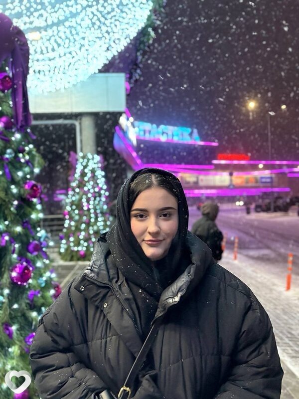 Ангелина, 18, Дзержинске — анкета №4109099