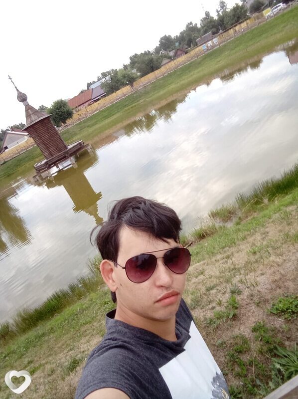 Артем, 27, Солнечногорске — анкета №4109495