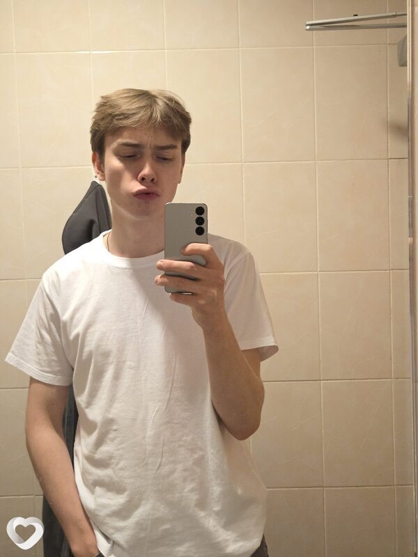 Егор, 19, Москве — анкета №4110588