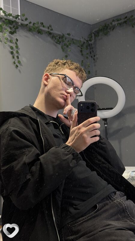 Антон, 21, Мозыре — анкета №4109912