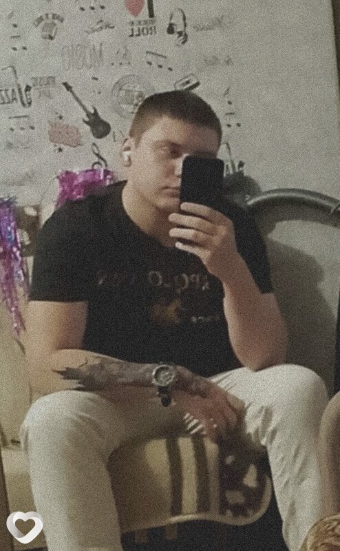 Владик, 19, Дзержинске — анкета №4111977