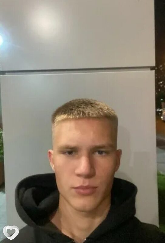 Максим, 22, Орёл — анкета №4113331