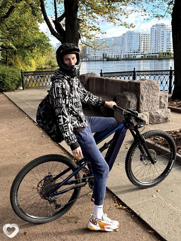 Лев, 26, Санкт-Петербурге — анкета №4114045