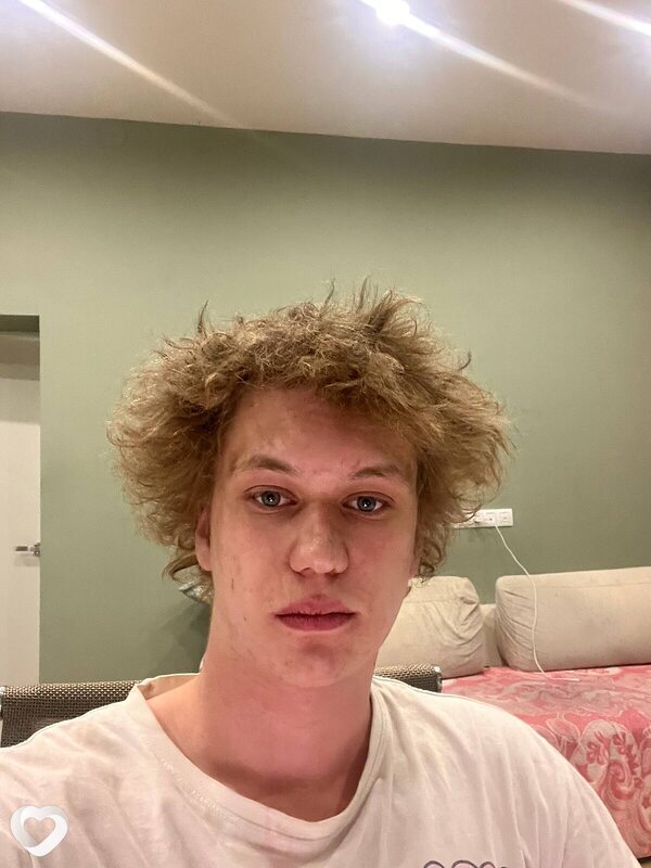 Артём, 25, Челябинске — анкета №4114349