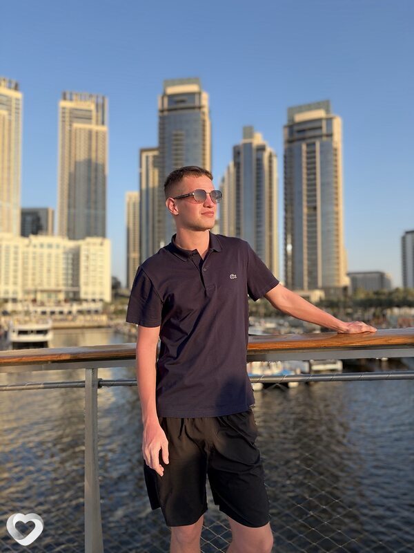 Серёжа, 25, Минске — анкета №4114410